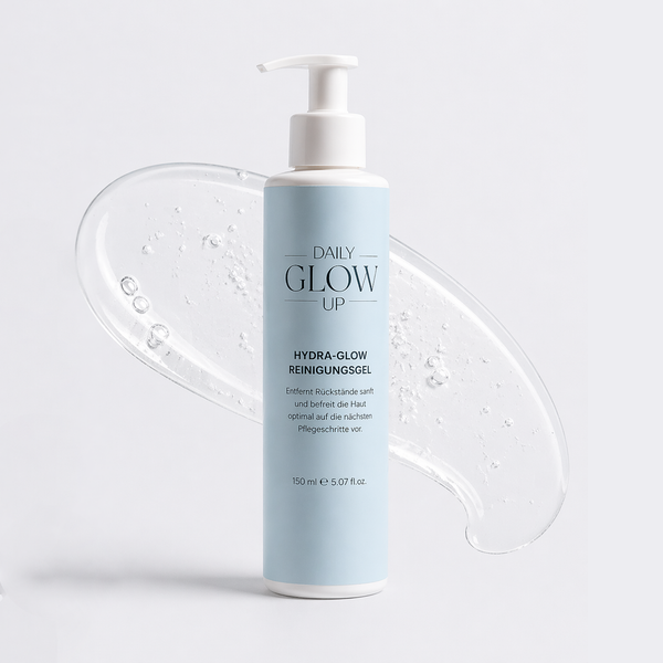 Daily Glow Up Hydra-Glow Reinigungsgel als erster Schritt der Daily Routine für eine sanfte Gesichtsreinigung.
