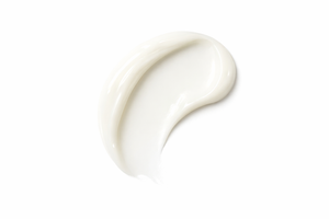 Cremige Textur der Daily Glow Up Multi-Hyaluron Tagescreme für geschmeidige Haut.