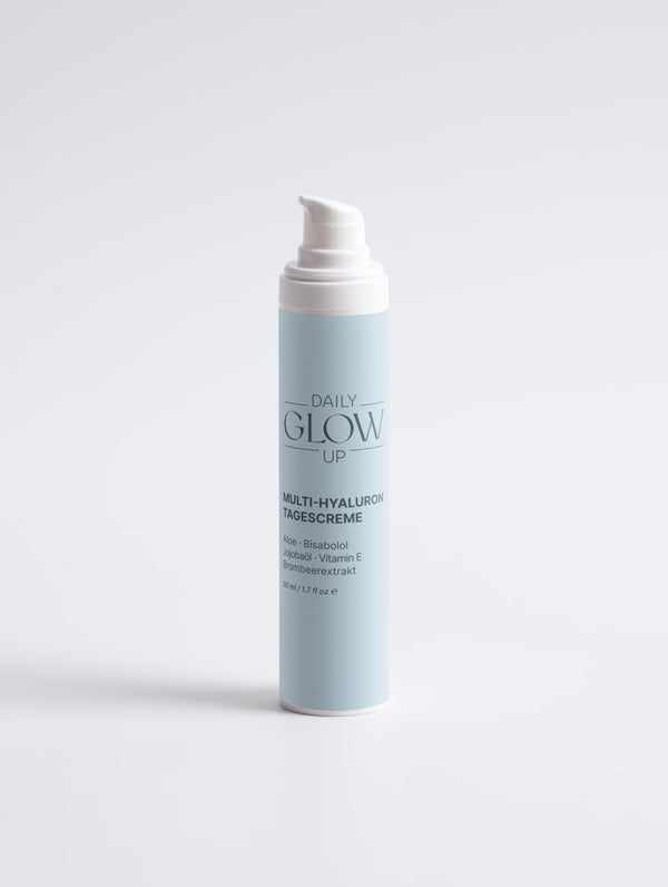 Daily Glow Up Multi-Hyaluron Tagescreme für intensive Feuchtigkeit und ein gepflegtes Hautgefühl.