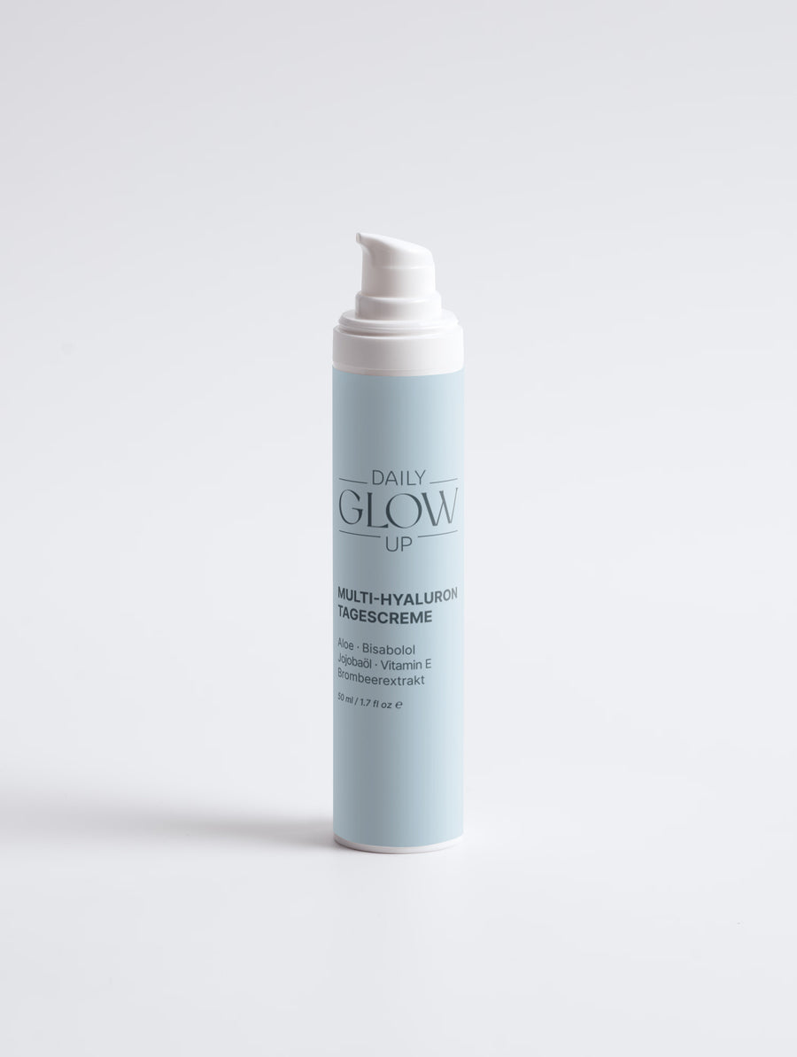 Daily Glow Up Multi-Hyaluron Tagescreme für intensive Feuchtigkeit und ein gepflegtes Hautgefühl.